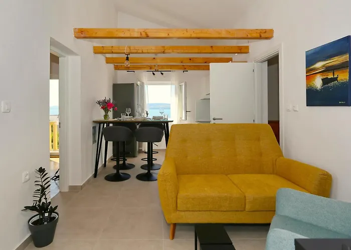 Sea & Mountain View By Brane