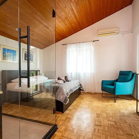 Apartment Sea & Mountain View By Brane *